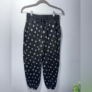 Feeling Festive Skull Black Grunge Halloween Jogger Pants size Small GUC